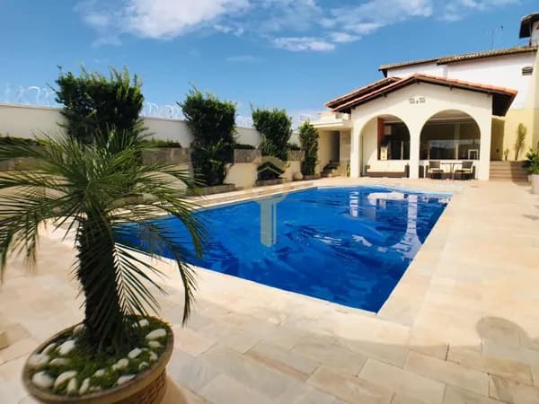 Casa em Passos - Jardim Panorama