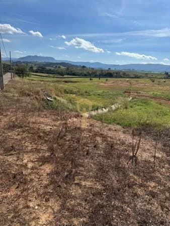 Lote/Terreno em São João Batista do Glória - Centro