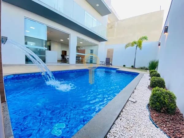 Casa em Passos - Novo Mundo