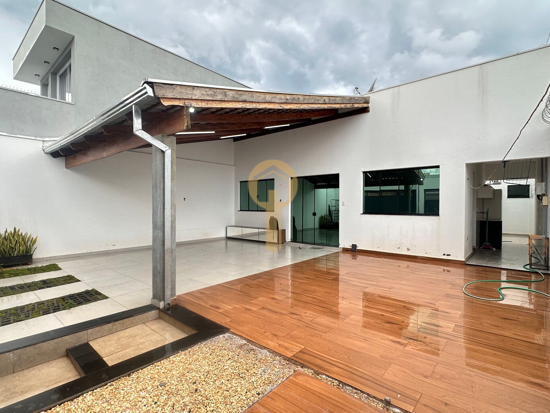 Casa em Parque das Aroeiras, Passos/MG