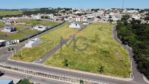 Terreno à venda em Passos/MG
