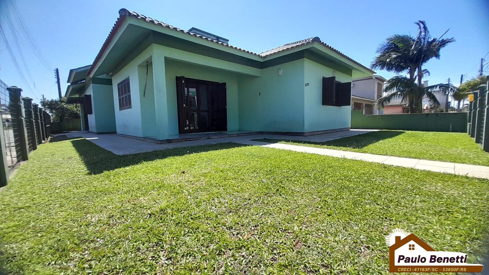 "139,18 m² Casa Térrea Esquina - 3 dormitórios sendo suíte, 1 banheiro social"
