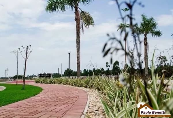 "325,95 m² Área Total - Lote Urbano em Loteamento"