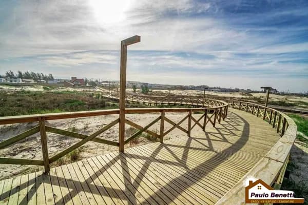 "205,67 M² Área Total - Lote Urbano em Loteamento"