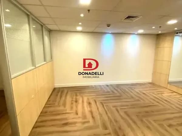 Ótima Sala Comercial de 60 m² no Brooklin