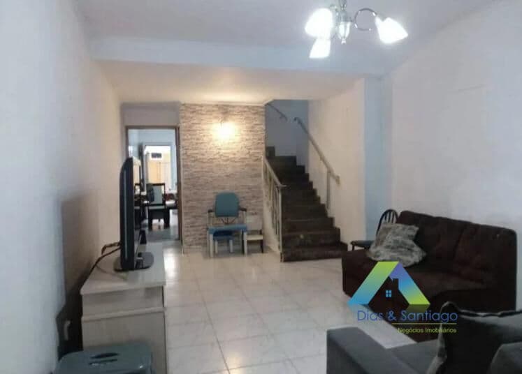 Sobrado a venda com 02 quartos e 02 banheiros - Jabaguara