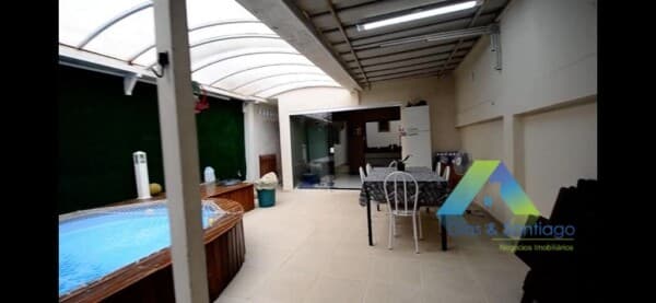 PLANALTO PAULISTA Casa Alto Padrão 220M², 4 dormitórios, 3 suites, espaço gourmet com piscina, ótima localização e valor !!!