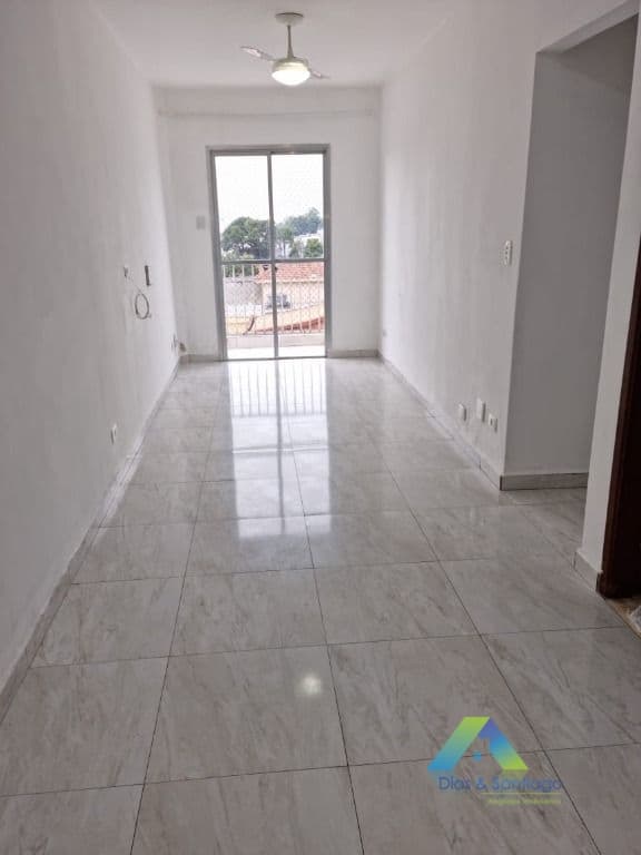 APARTAMENTO COM 2 VAGAS DE GARAGENS , BAIXO CONDOMÍNIO !!!!