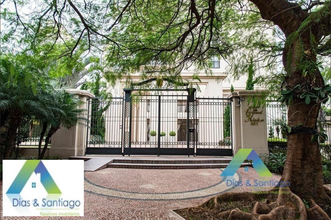 Apartamento alto padrão em 230m² sendo uma unidade por andar com 4 suítes, 4 vagas de garagem em localização privilegiada a 650mts Metrô Chácara Klabin