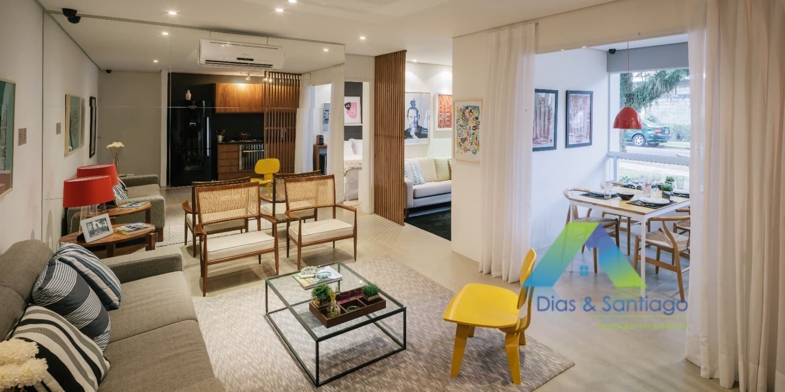 Excelente apartamento Cobertura Duplex com linda vista e livre com 2 vagas de garagem coberta!!