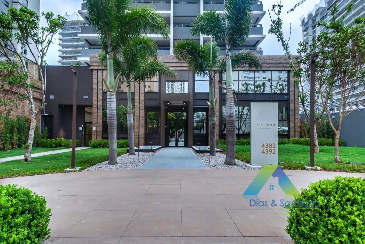 Salão comercial com 300m² em área nobre da Vila Mariana/Chácara Klabin com localização privilegiada a 550mts da Estação de Metrô Santos Imigrantes e 600mts da Klabin.