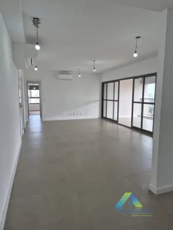 Apartamento alto padrão em andar alto com 139m², 3 suítes, 2 vagas coberta , 1 varanda gourmet em localização privilegiada na região da Mooca/SP