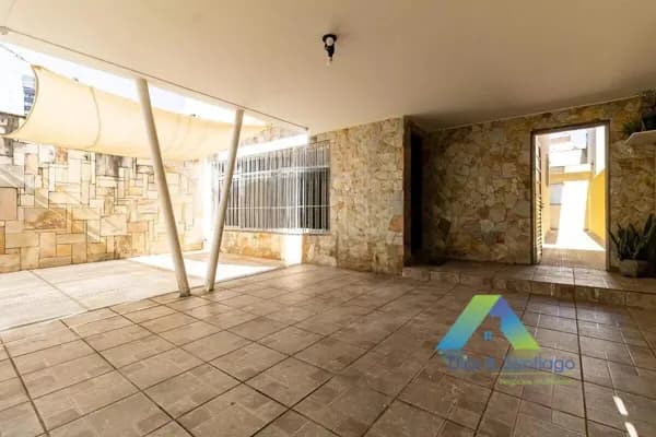 Casa com 3 dormitórios Com suite e 3 vagas próximo ao Metrô Alto do Ipiranga em Vila Gumercindo/SP!