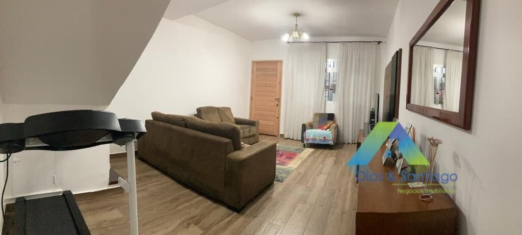 Excelente sobrado com 125m² em localização privilegiada em área nobre da Vila das Merces!