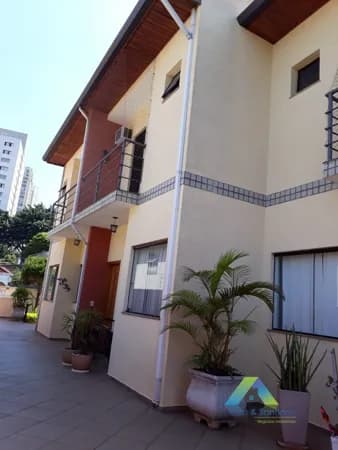 Sobrado em São Paulo - Bosque da Saúde