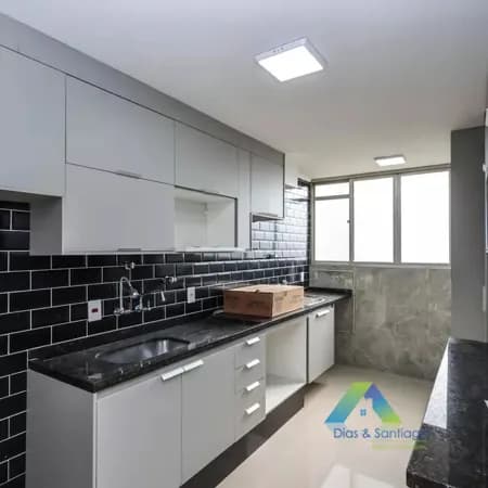 APARTAMENTO À VENDA – 60 m² | TOTALMENTE REFORMADO