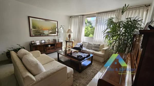 Apartamento alto padrão com 135m² em localização privilegiada na Estação de Metrô Moema/Zsul com 3 dormitórios, 1 suíte.