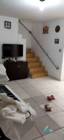 Casa 190M², 3 dormitórios, 1 suíte, 2 vagas ótima localização e valor !!!