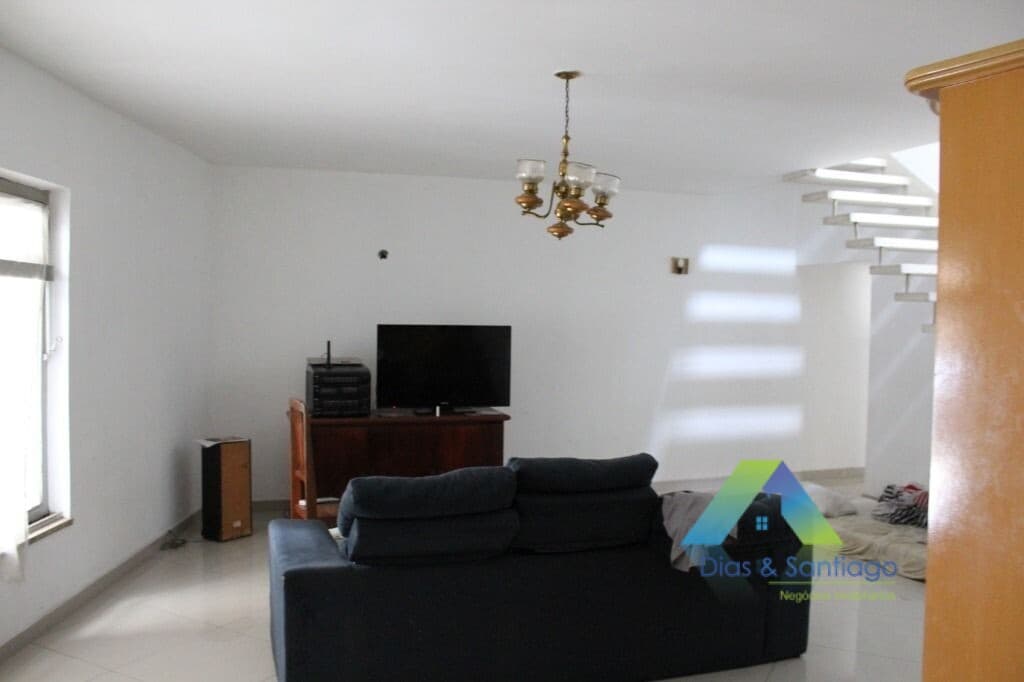 Casa com 4 dormitórios, 406 m² - venda por R$ 499.000,00