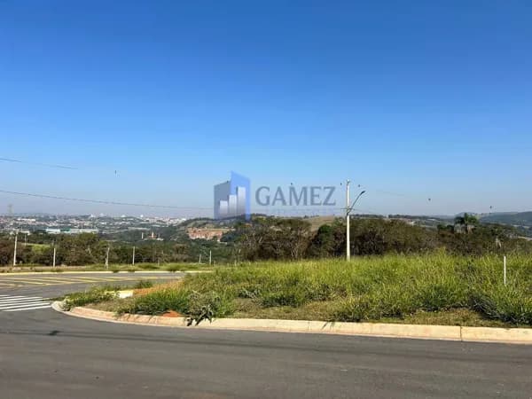 Lote/Terreno em Atibaia - Centro