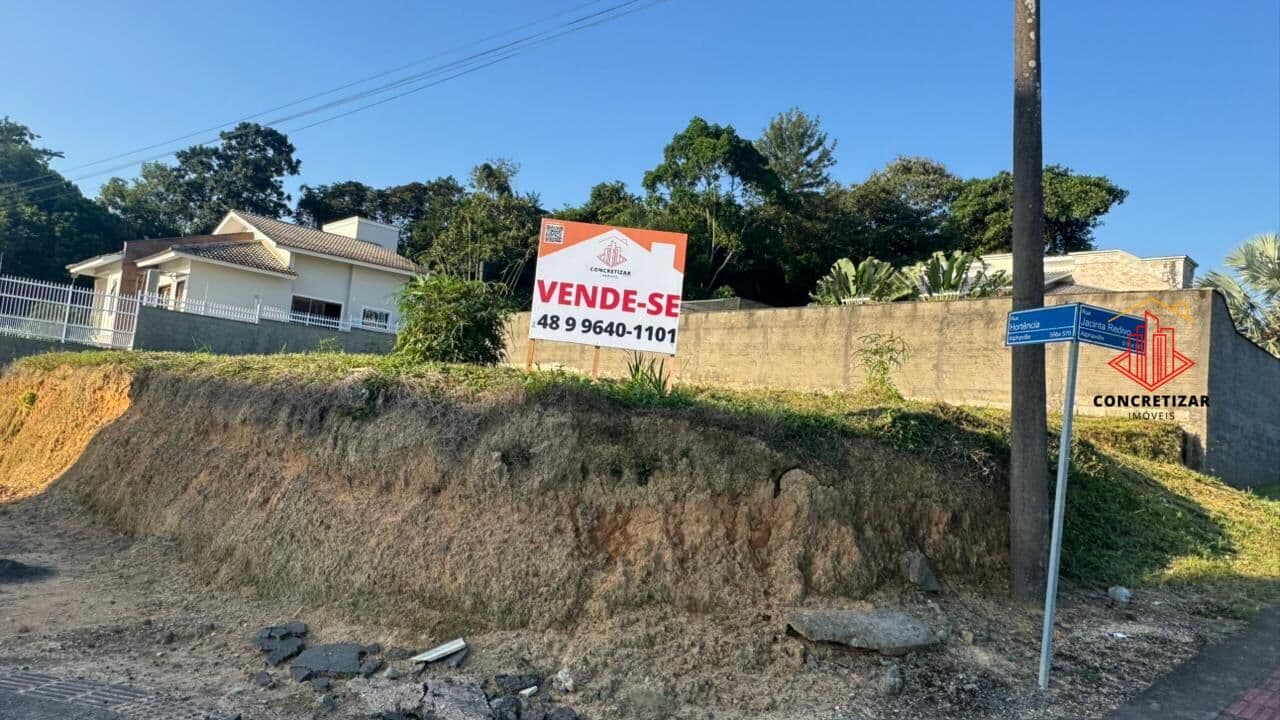 Terreno de esquina com vista privilegiada