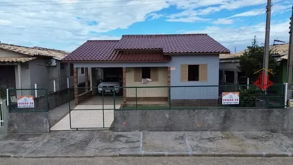Casa na praia com área gourmet