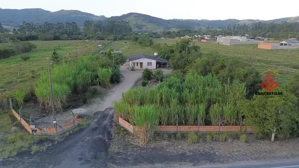 Mais de 10 mil m² à beira Rodovia Genésio Mazon