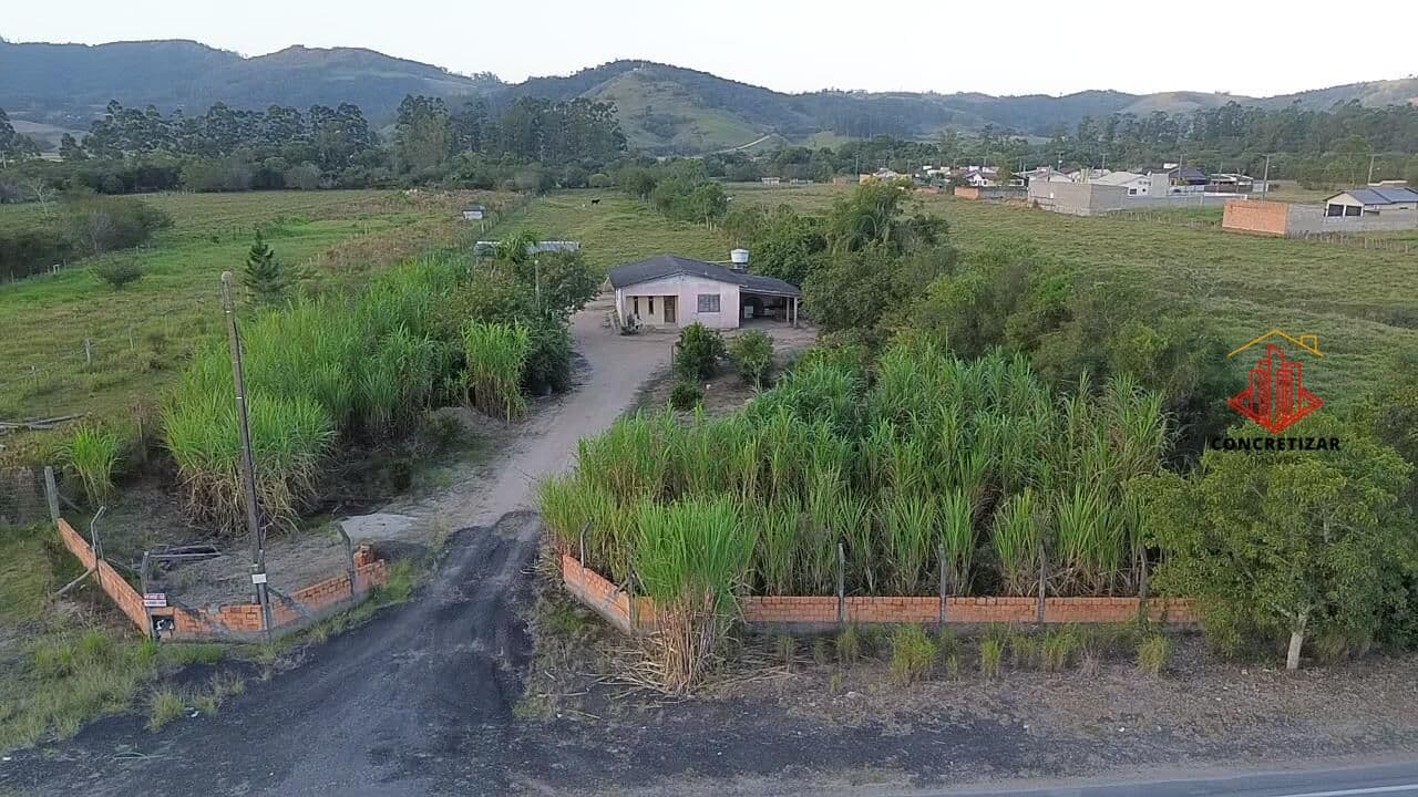 Mais de 10 mil m² à beira Rodovia Genésio Mazon