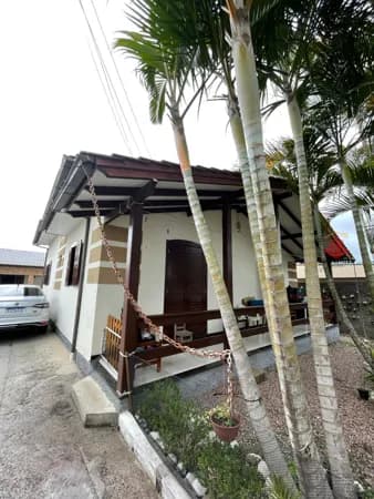 Duas Casas em Um Terreno