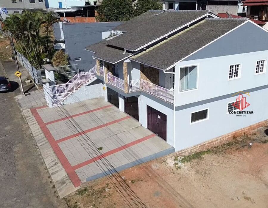 Casa de alto padrão no Centro de Cocal