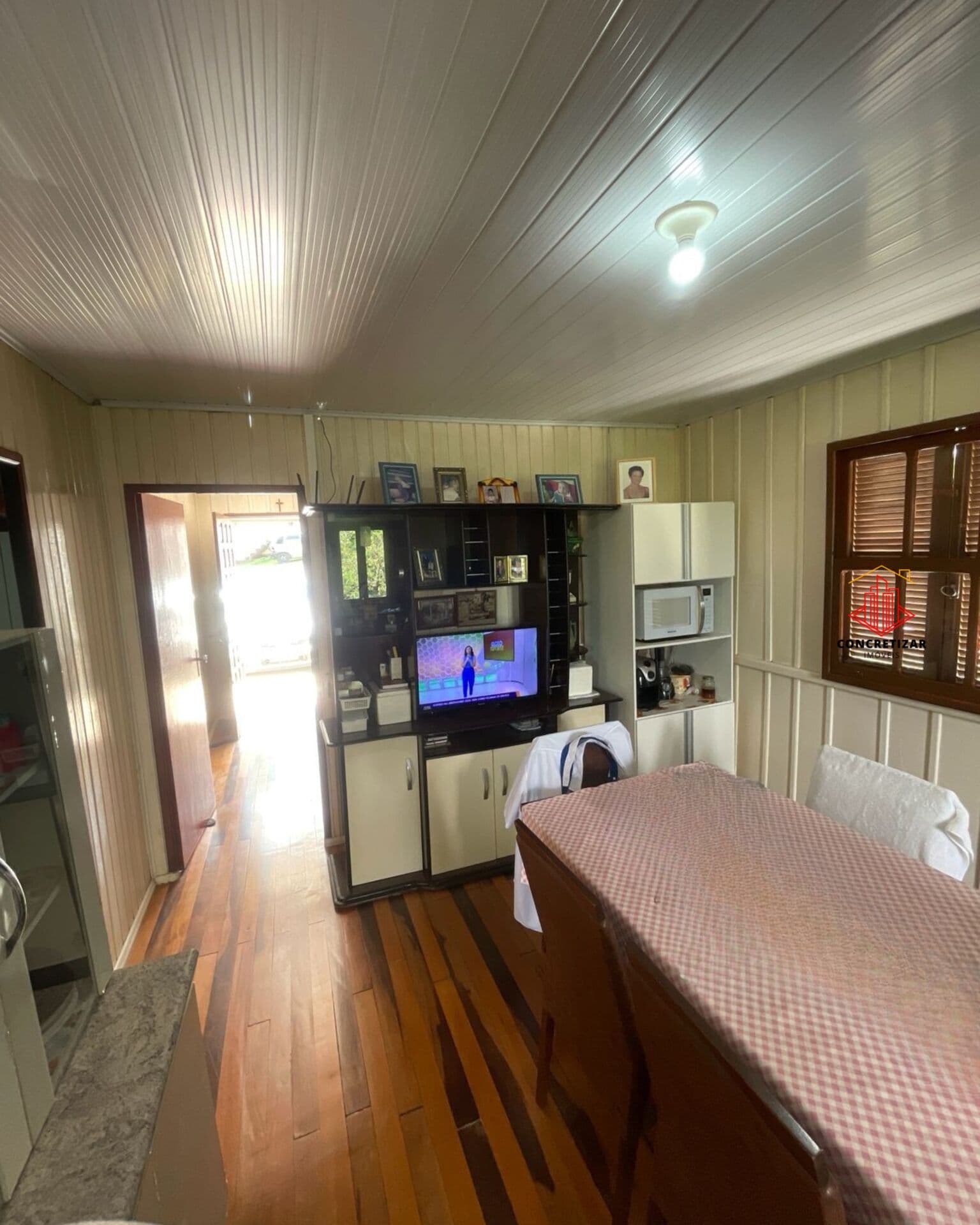 Casa com potencial para até 3 rendas