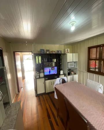 Casa com potencial para até 3 rendas