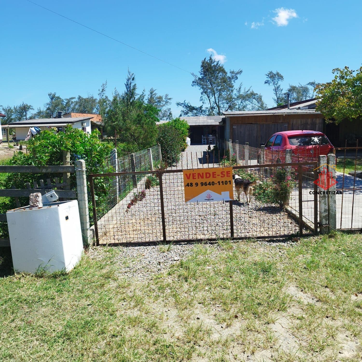 Casa + edícula por um preço imperdível