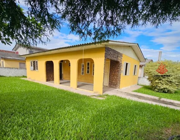 2 casas no mesmo lote de esquina
