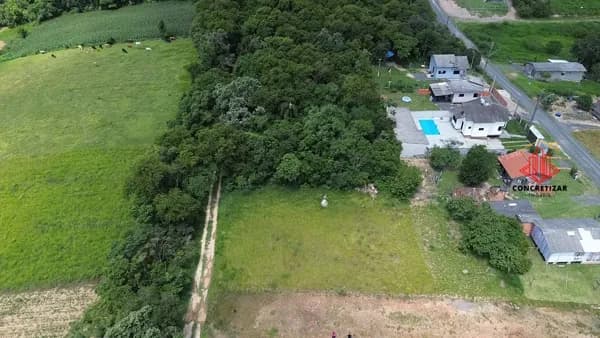 Dois terrenos planos em Criciúma, lado a lado