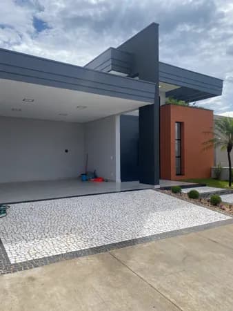Linda Casa Alto Padrão à venda em Condomínio Nova Odessa - SP