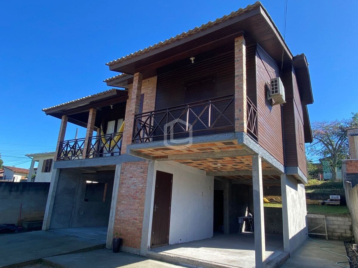 CASA RUSTICA CRICIUMA