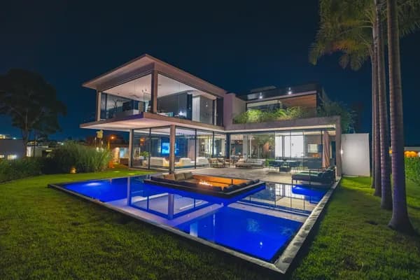 Casa em Criciúma - Primeira Linha
