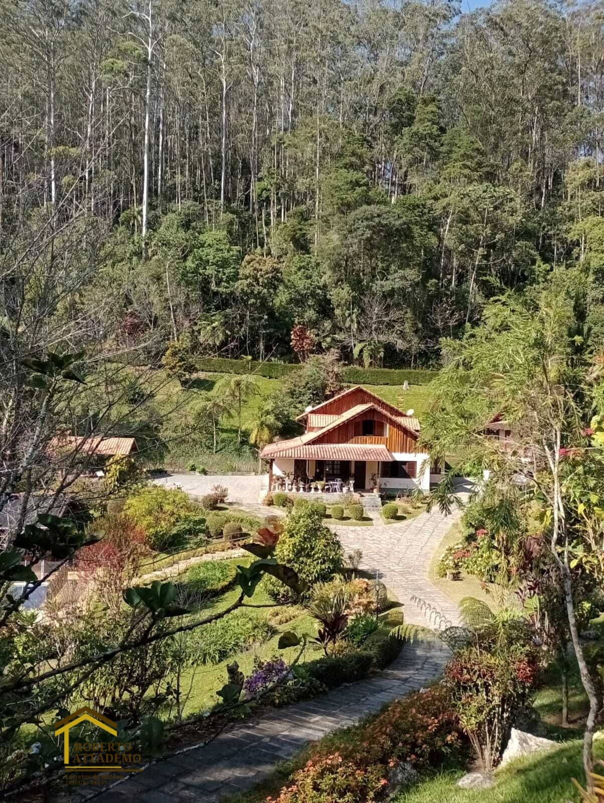 Linda chácara pronta para morar