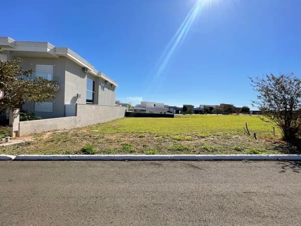 Terreno em Condomínio em Fazenda Santa Lúcia, Americana/SP