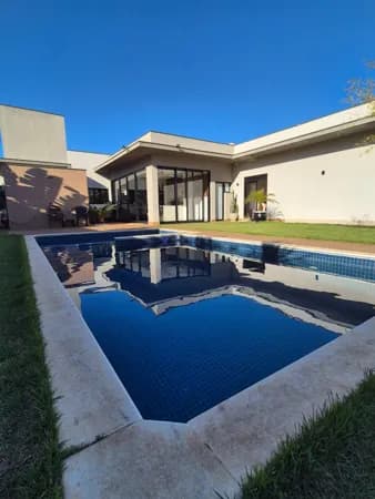 Casa Alto Padrão no condomínio Hípica em Nova Odessa