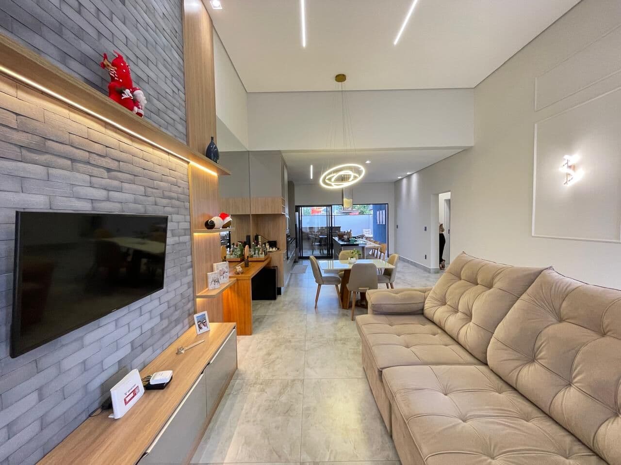 Casa PORTEIRA FECHADA no condomínio Solar das Esmeraldas em Nova Odessa/SP