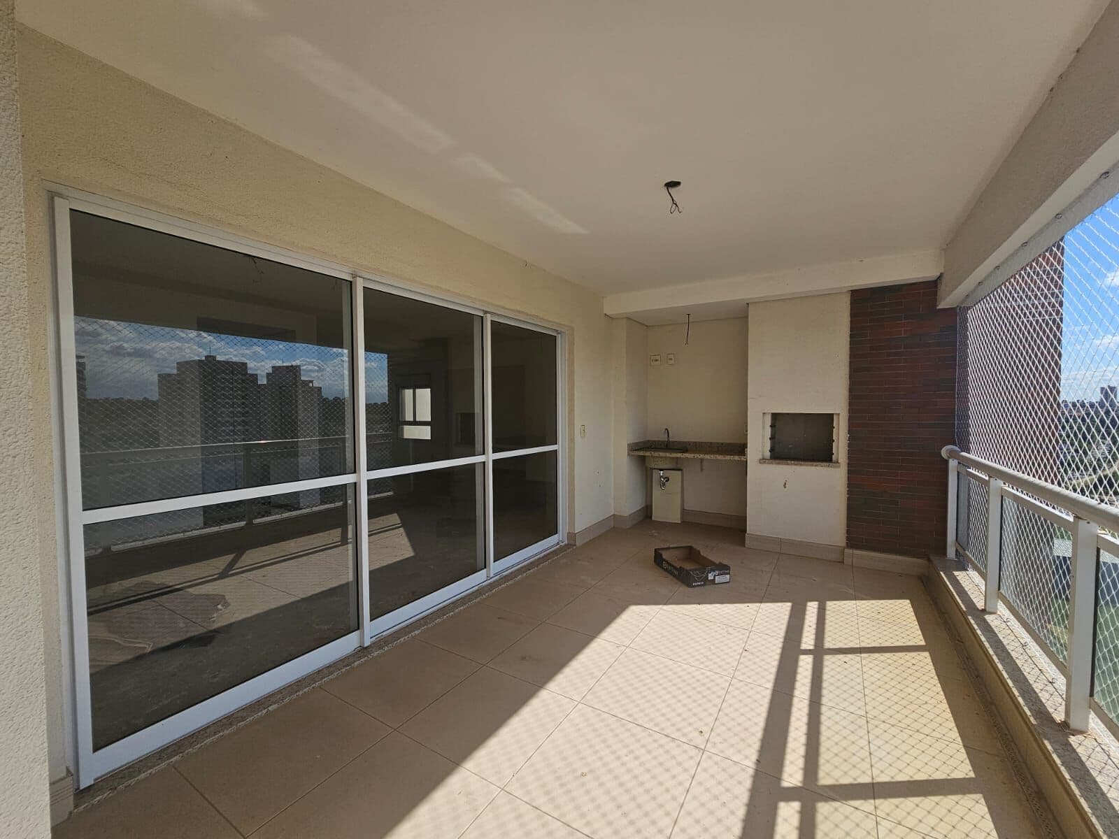 Apartamento nunca habitado no Residencial Garnet, Americana/SP