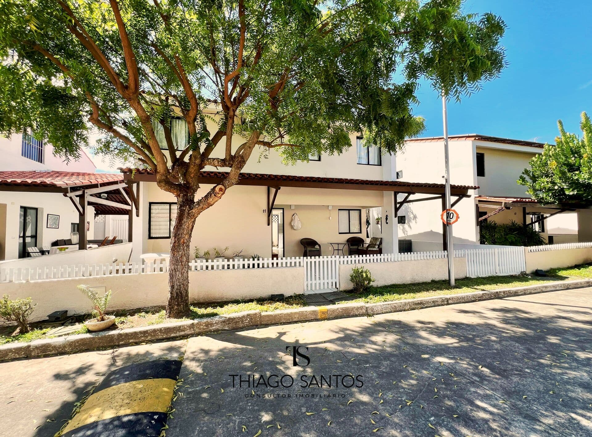 Vendo Casa em Condomínio em Maria Farinha - 100% Mobiliada - 4 quartos