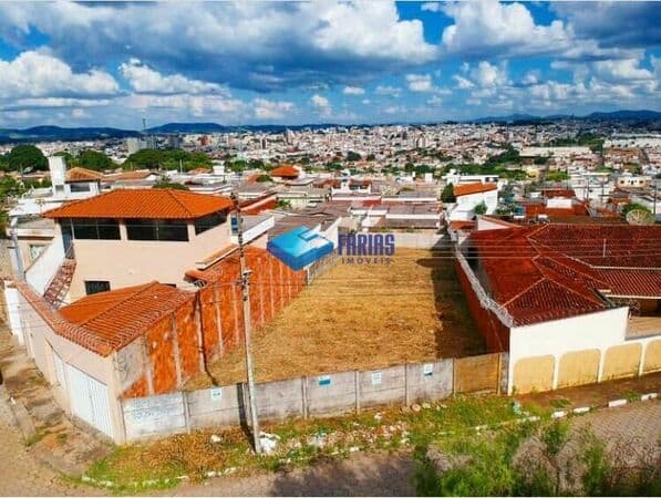 Lote/Terreno em Passos - Jardim Planalto