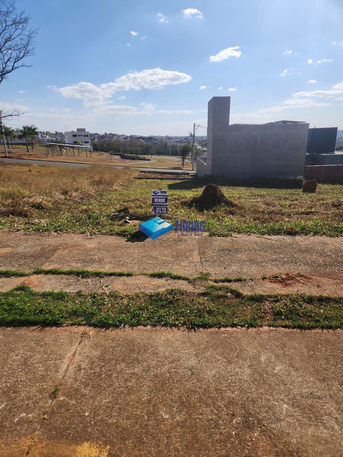 Lote/Terreno em Passos - Mirante do Vale