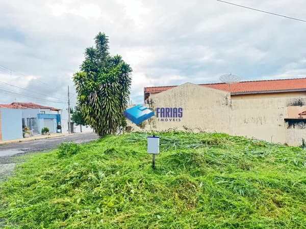 Lote/Terreno em Passos - Jardim Satélite