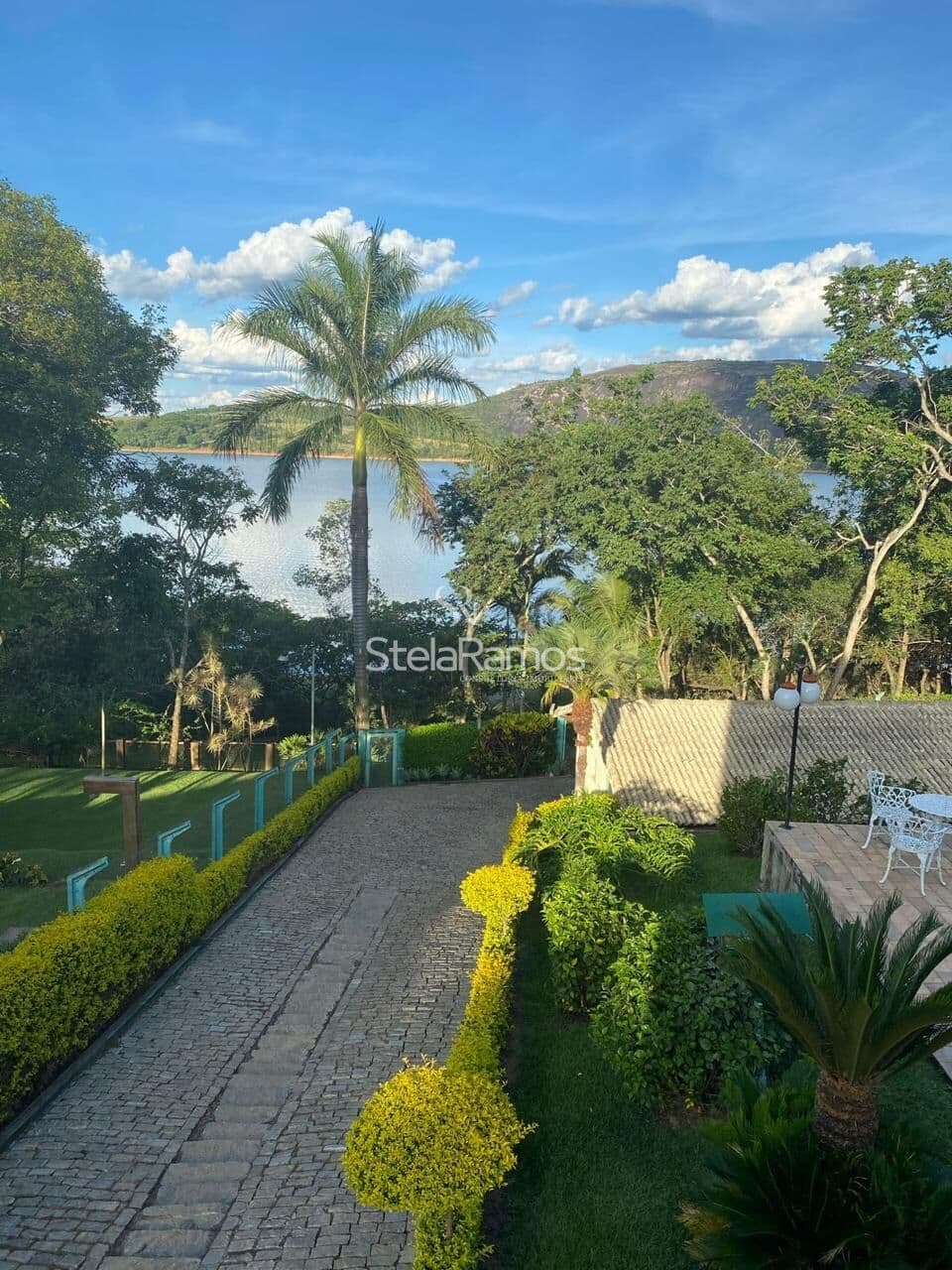 Casa de Condomínio em Cláudio - Centro
