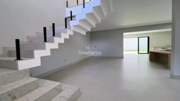 Casa Alto Padrão em Bom Pastor, Divinópolis/MG