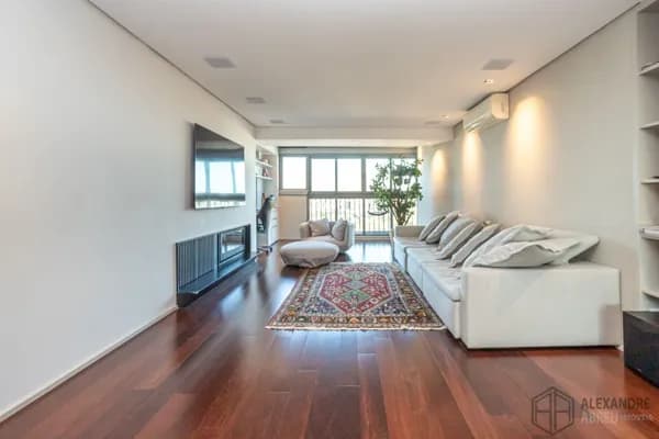 Diferenciado - Urban Concept com 2 suítes, 3 vagas e 172m² privativos.